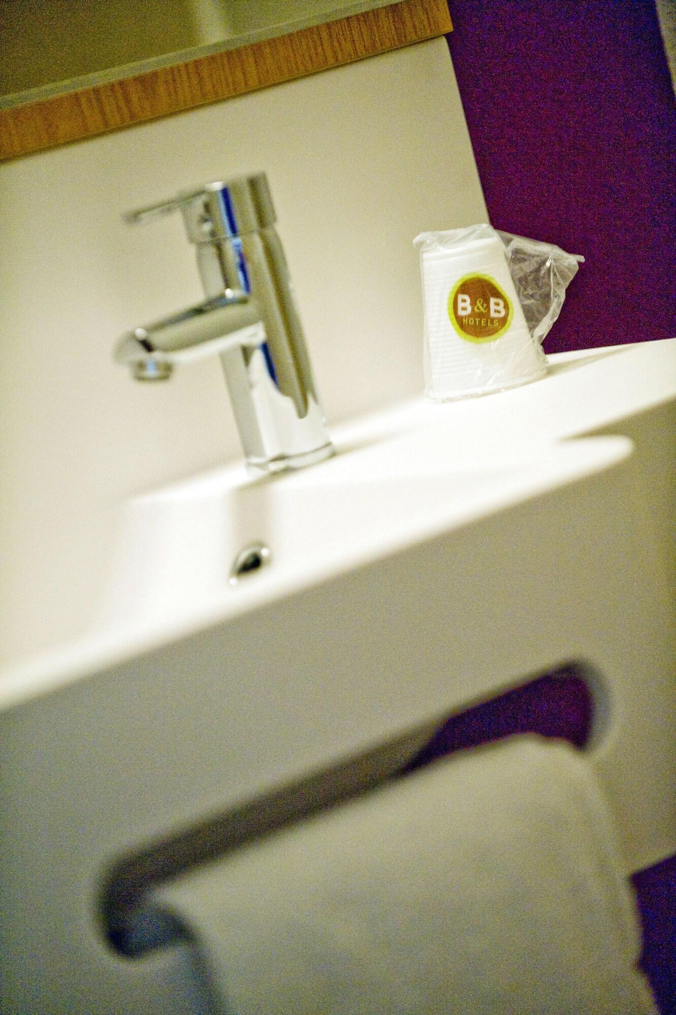 B&B Hotel Sainte-Maxime Golfe De Saint Tropez ภายนอก รูปภาพ