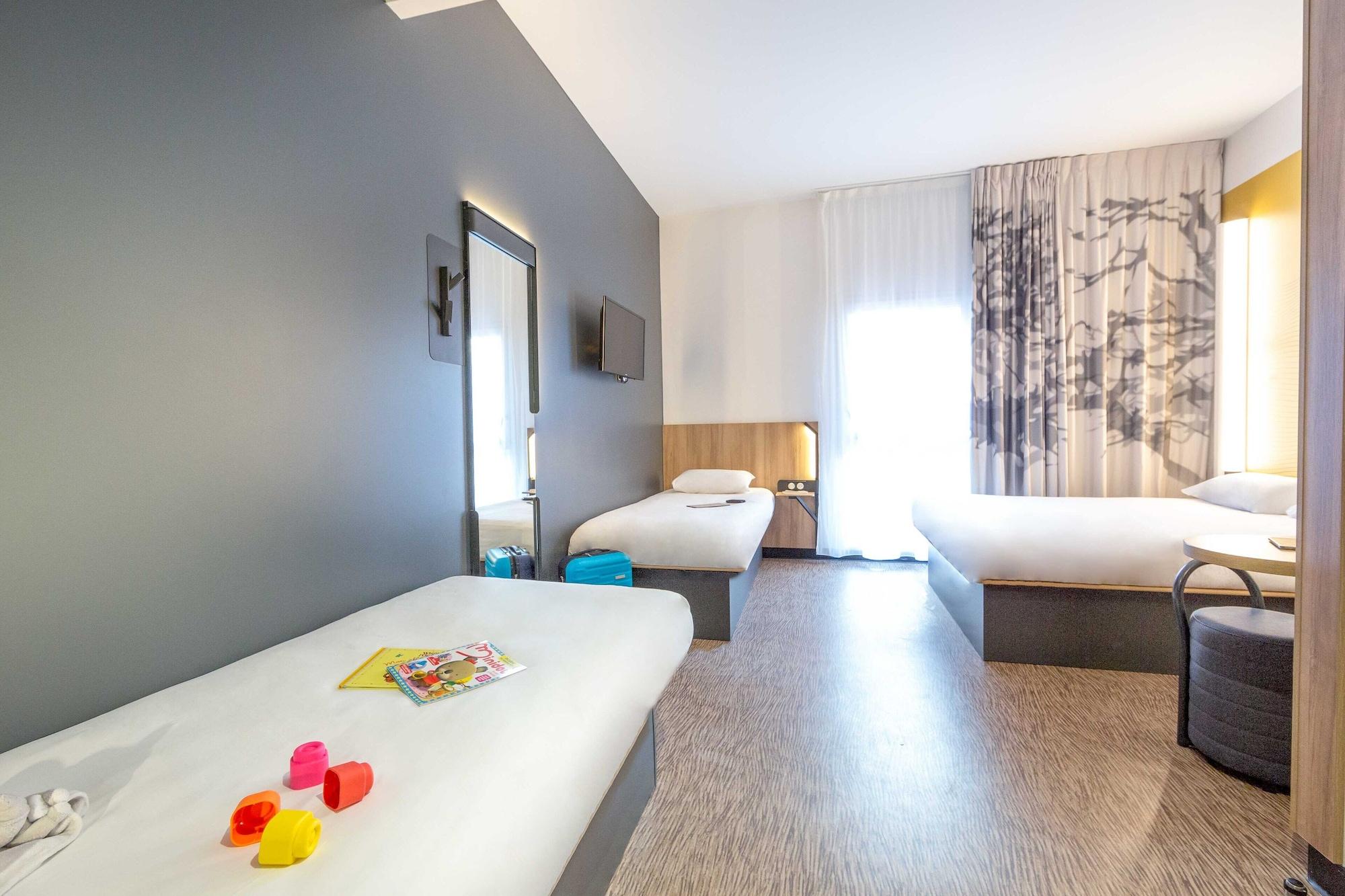 B&B Hotel Sainte-Maxime Golfe De Saint Tropez ภายนอก รูปภาพ