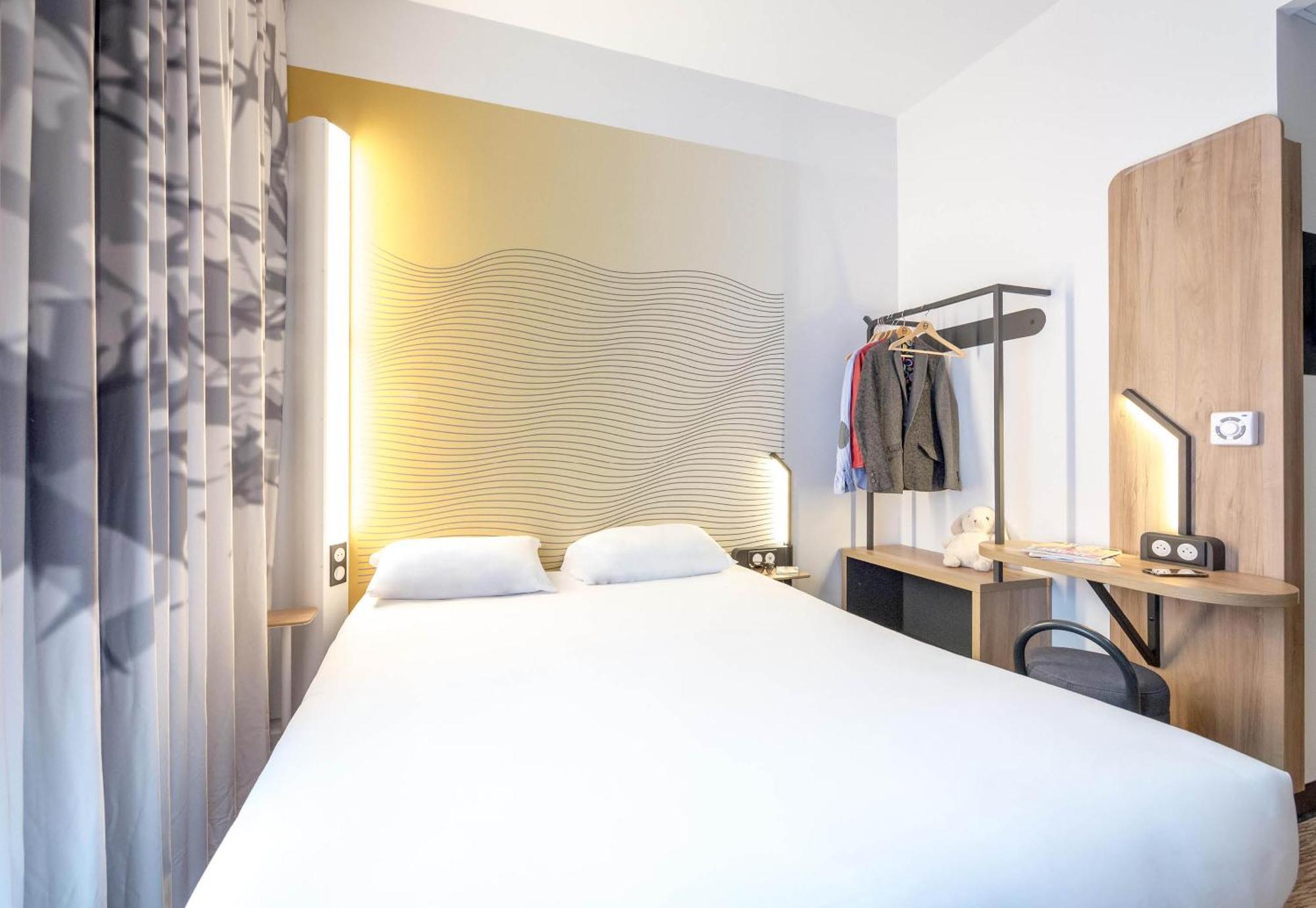 B&B Hotel Sainte-Maxime Golfe De Saint Tropez ภายนอก รูปภาพ